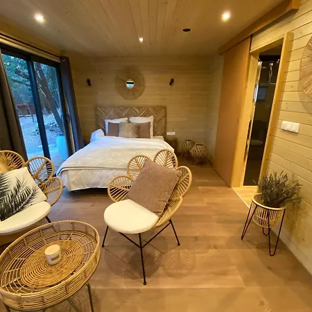 Slow Life - Mas De Rey * Arpaillargues-et-Aureillac